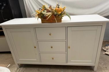 IKEA Hemnes Ningt Stand TV