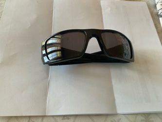 Oakley mens sunglasses