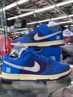 Nike Dunk Low Undefeated 5 On It Dunk vs. AF1