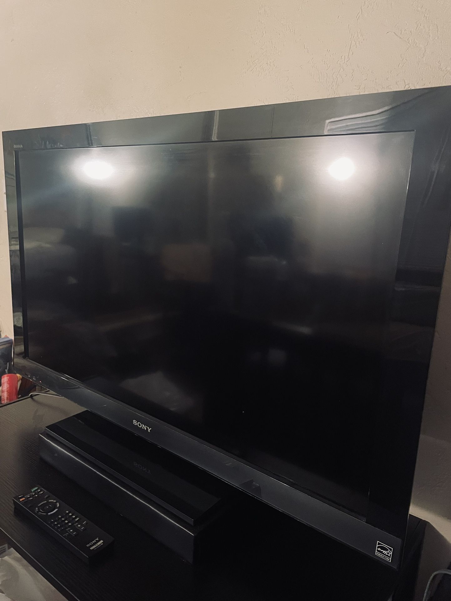 TV