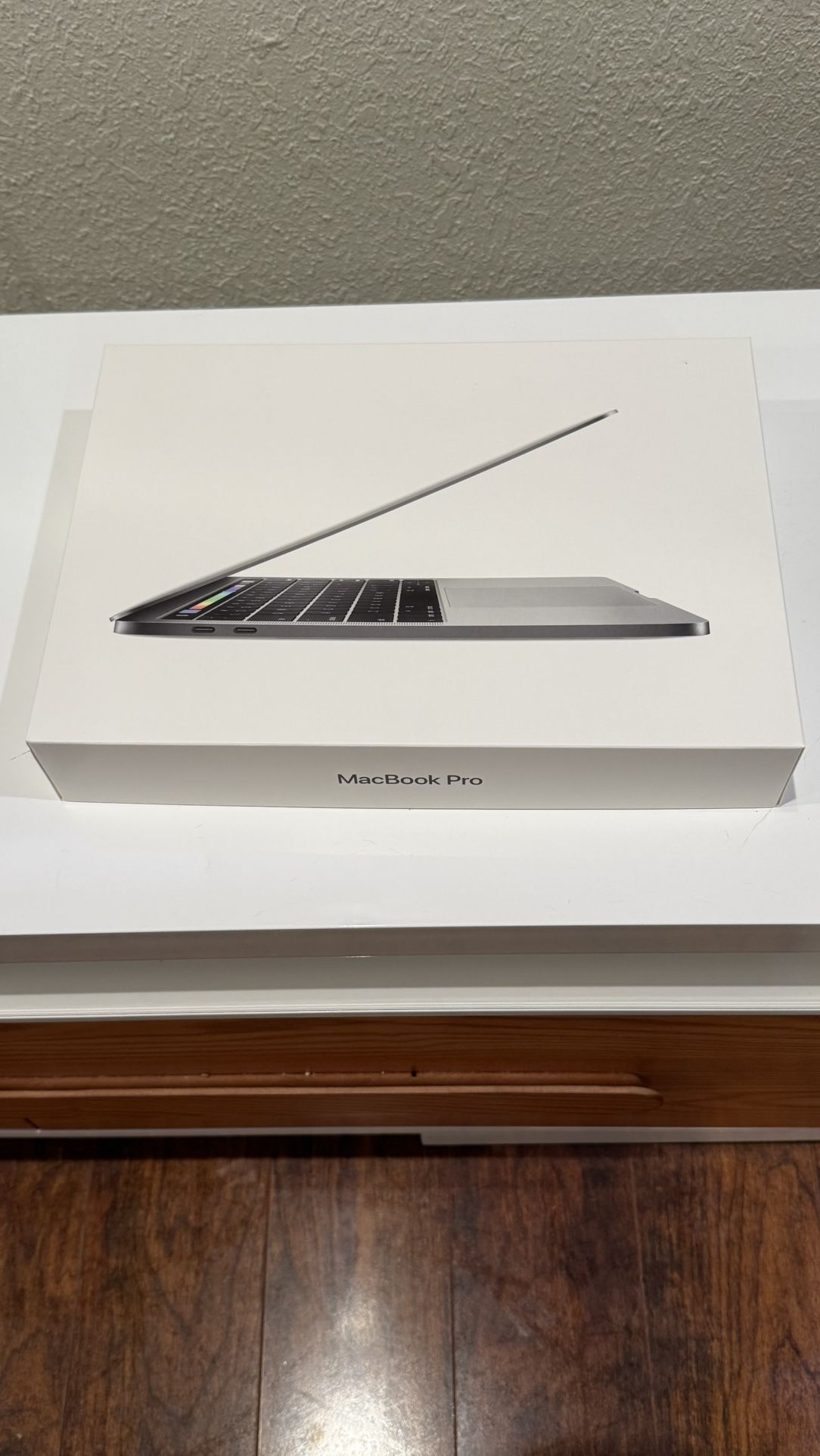 13 Inch MacBook Pro Touch Bar A1706 Loaded New Battery!