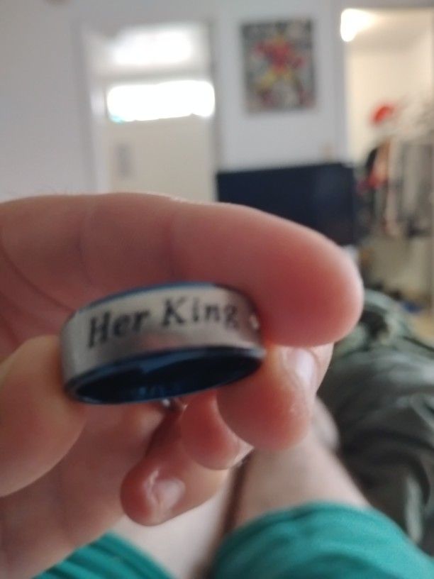 Her King Ring