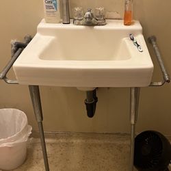 Vintage Mid Century 50s - 60s Bathroom Sink