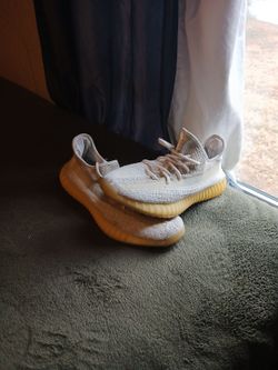 Yeezys shoes