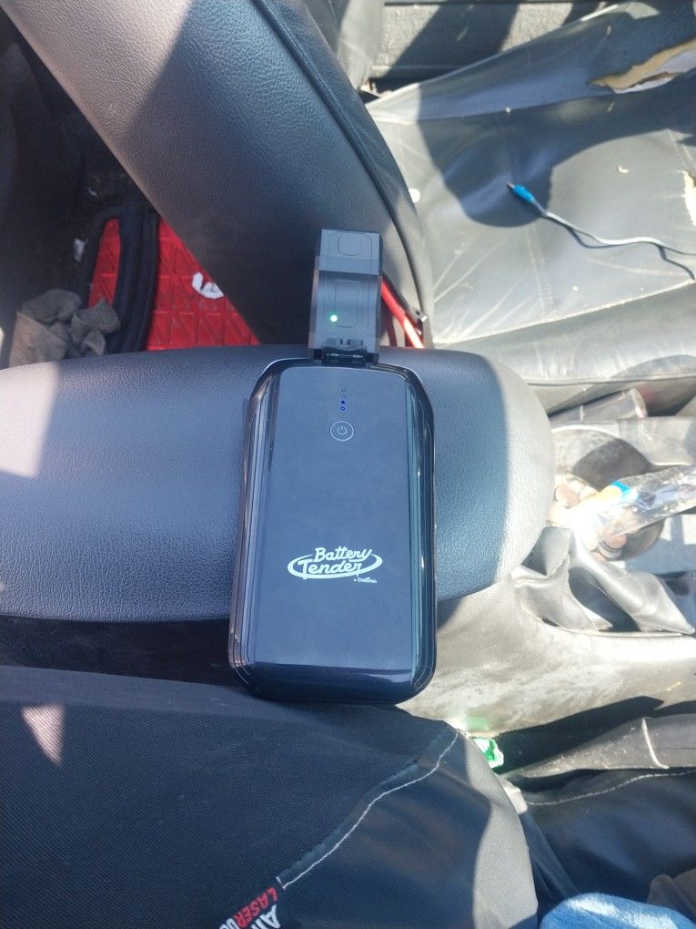 Jumper Box For Car, Truck Or RV.