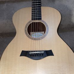 Taylor Academy 12 Acoustic Guitar 