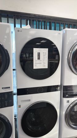 LG-4.5 cu.ft.Β³ HE Smart Front Load Washer and 7.4 ft.Β³ Gas Dryer Wash Tower with Steam & Built-in Intelligence