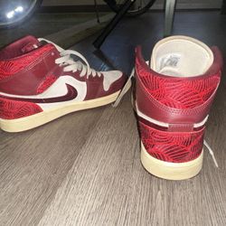 size 8 air jordan 1 mid