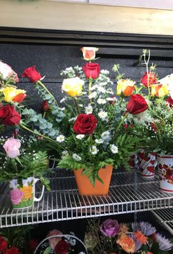 Red and yellow roses arrangement