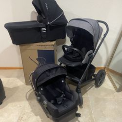Nuna Stroller With Car Seat And Bassinet