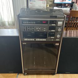 Vintage 1984 Super Clean Stereo Unit WORKING 