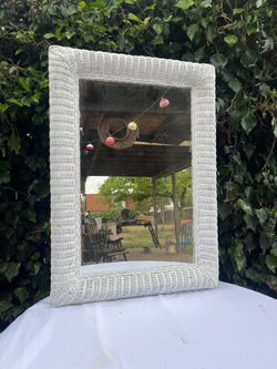 White wicker mirror
