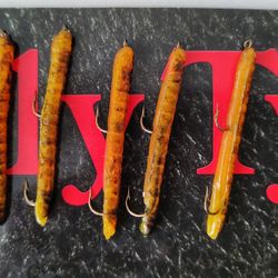 Artificial Worm With Double Size 4 Hooks