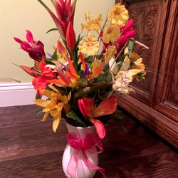 “Chelsea Home Imports” Vase (With Or Without Fake Flowers~Customer’s Choice)