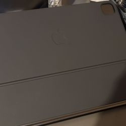 Apple - Magic Keyboard Case for iPad Pro 13‑inch ~~ (Fits M4 and M5) ~~ Black