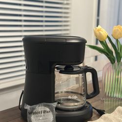 Mr. Coffee 12-Cup Coffee Maker + Water Filter Discs – Great Condition!