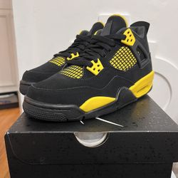 Air Jordan “Thunder” Retro 4