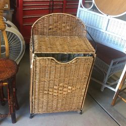 Wicker Landry Hamper