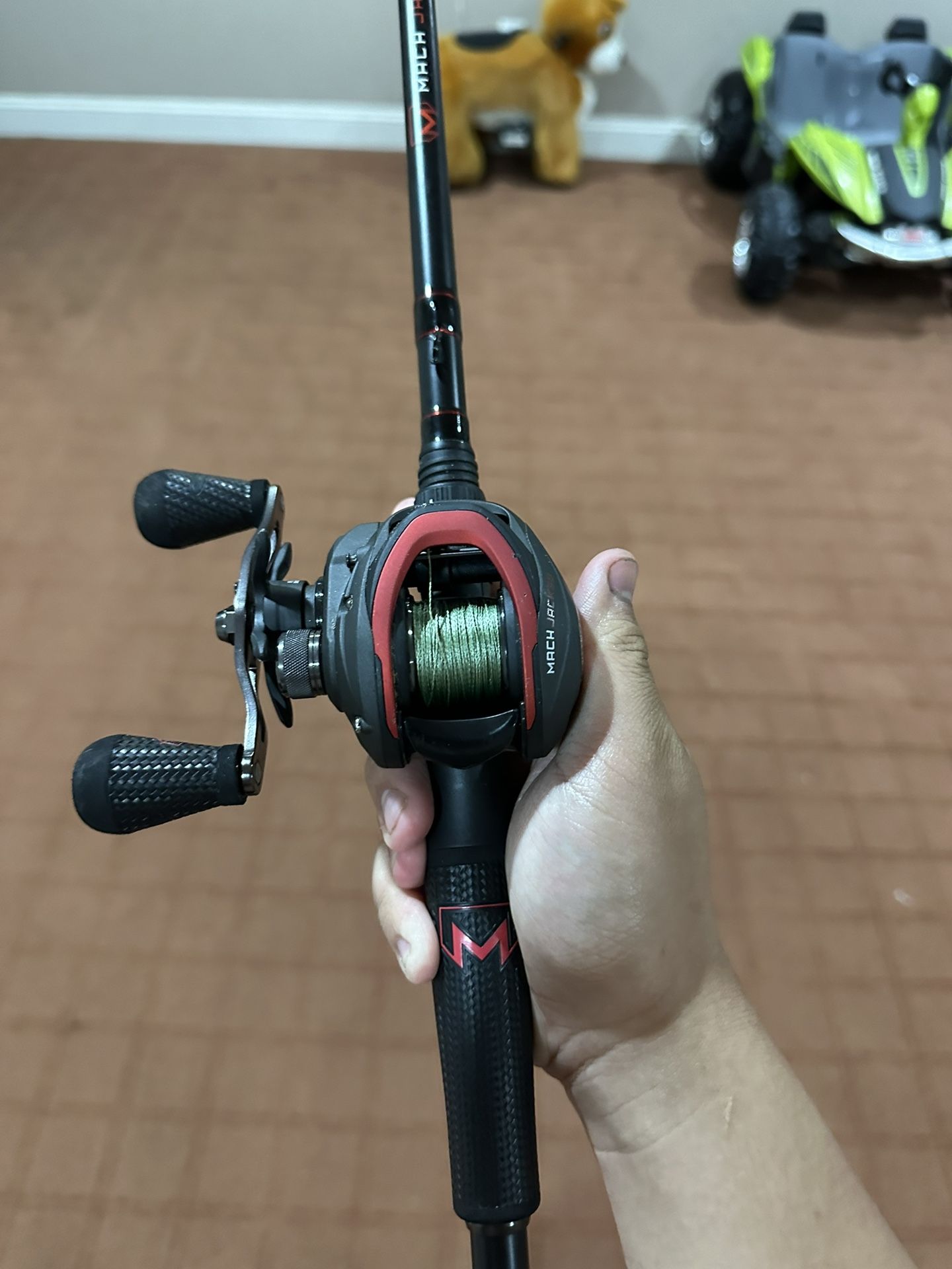 lews MACH JACKED baitcaster (ONLY THE REEL NO ROD INCLUDED)