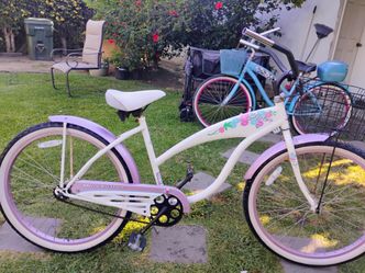 26 inch woman's beach cruiser Manhattan flyer