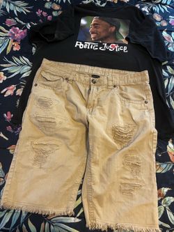 Poetic Justice T-Shirt w/size 40 Tan Shorts $15