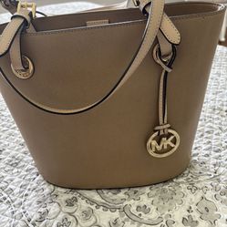 Michael Kors Tote