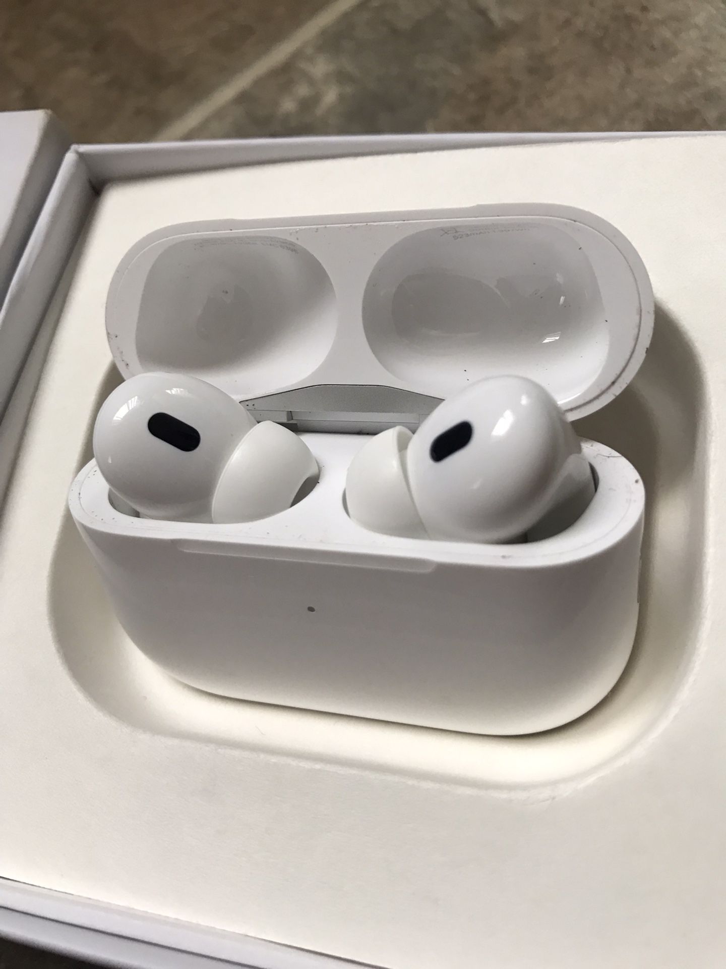 Air Pods Pro 2nd Gen /MagSafe Charging Case (USB-C)
