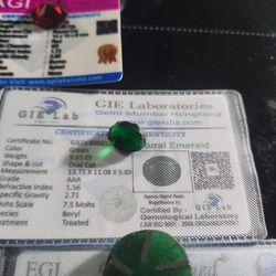 Green colombian emerald, natural stone, real stone, not lab