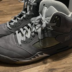 Air Jordan 5 ‘Wolf Grey’ (2011)