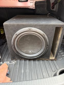 Vendo bocina JL audio y amplificador JL Audio en $300