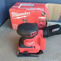 SHEET SANDER MILWAUKEE TOOL ONLY 