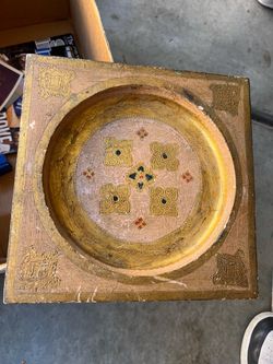 Vintage Ornate Brass Decorative Tray / Plate – Engraved Floral Design – Green Felt Back