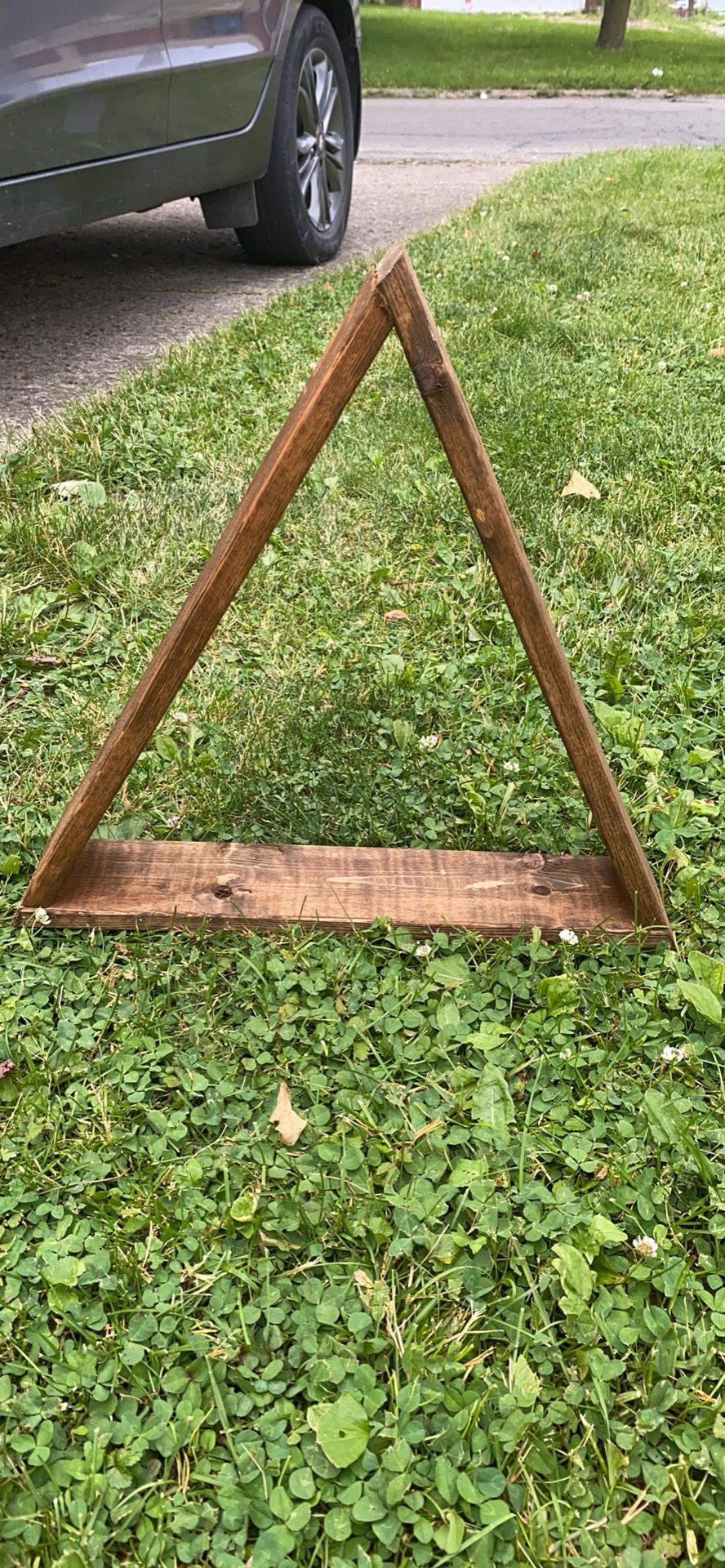 Triangle shelves