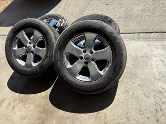 Jeep wheels with good tires and spacers 265/60R18