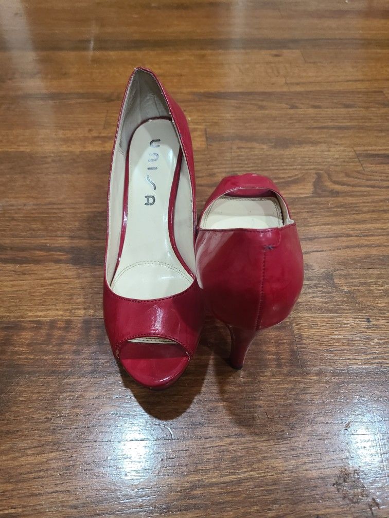 Red Patent Leather Pump