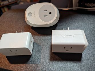 3 Smart Plugs – TP-Link Kasa & Meross – Like New