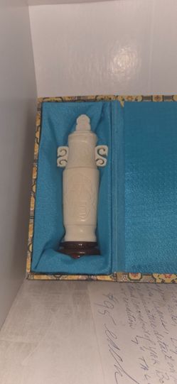 Beautiful hand carved yak bone two-piece small vase