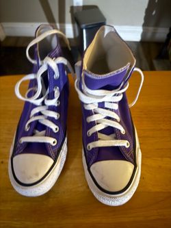 Converse  purple size 7.5 women
