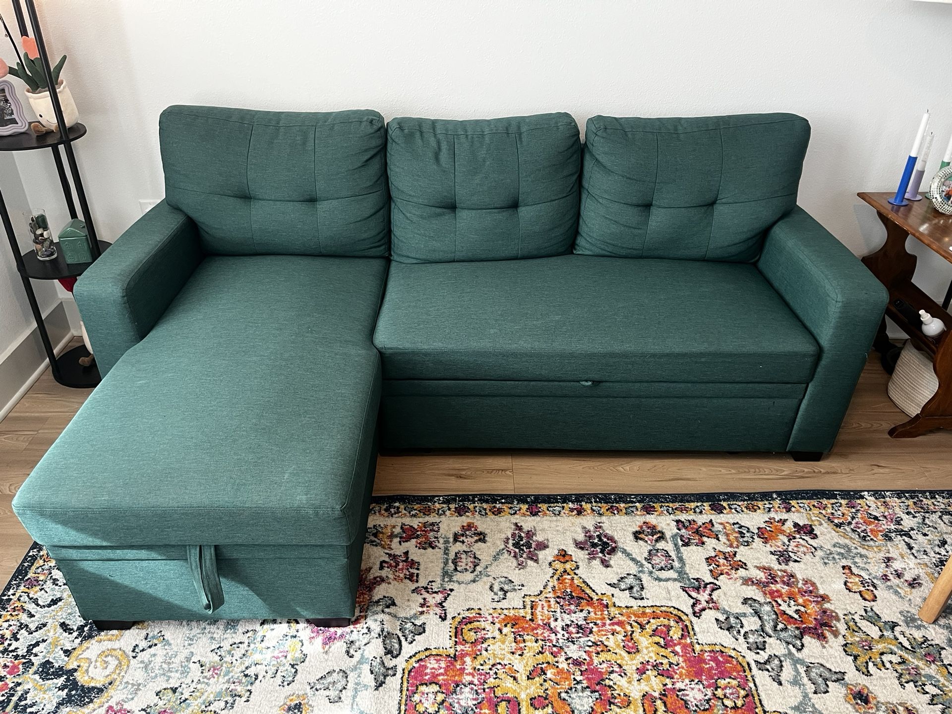Green couch!!