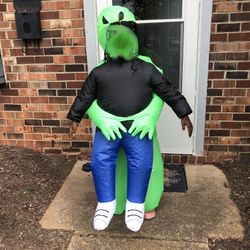 Alien Halloween Costumes 