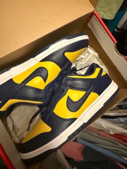Nike Dunk Low Michigan