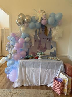 Castle - frozen theme