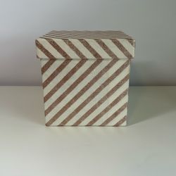 Gold Glitter Gift Box / Decor