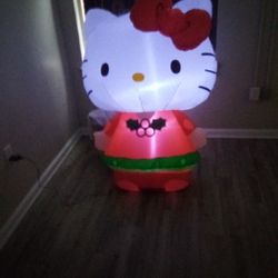 Hello Kitty 