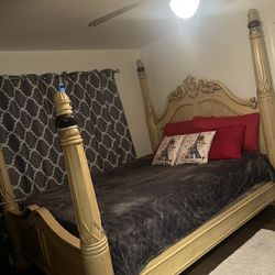 Wood CA King Bedroom Set