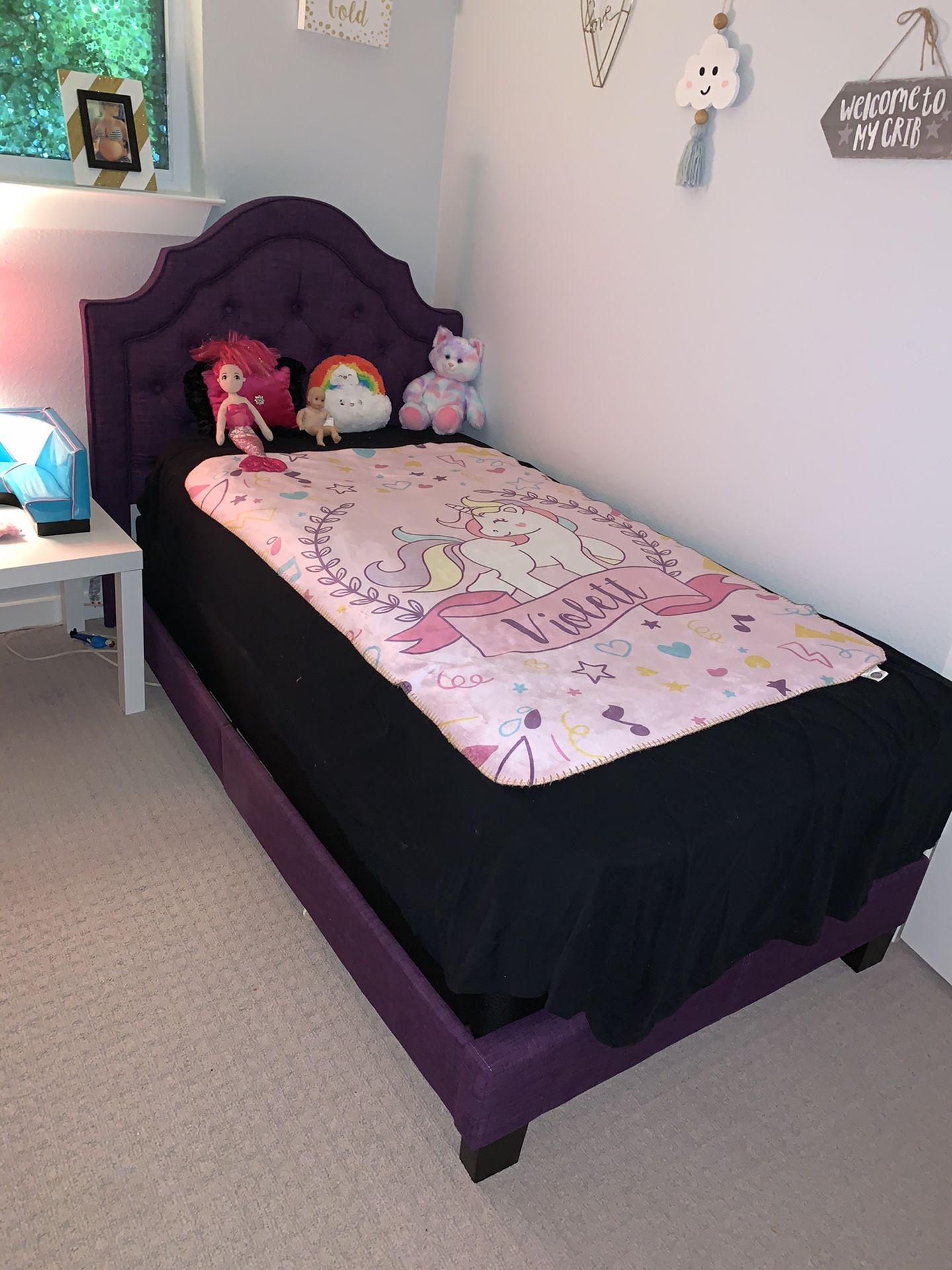 Twin purple bed Plus Mattress like new!
