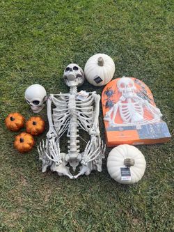 Halloween Decorations Lot