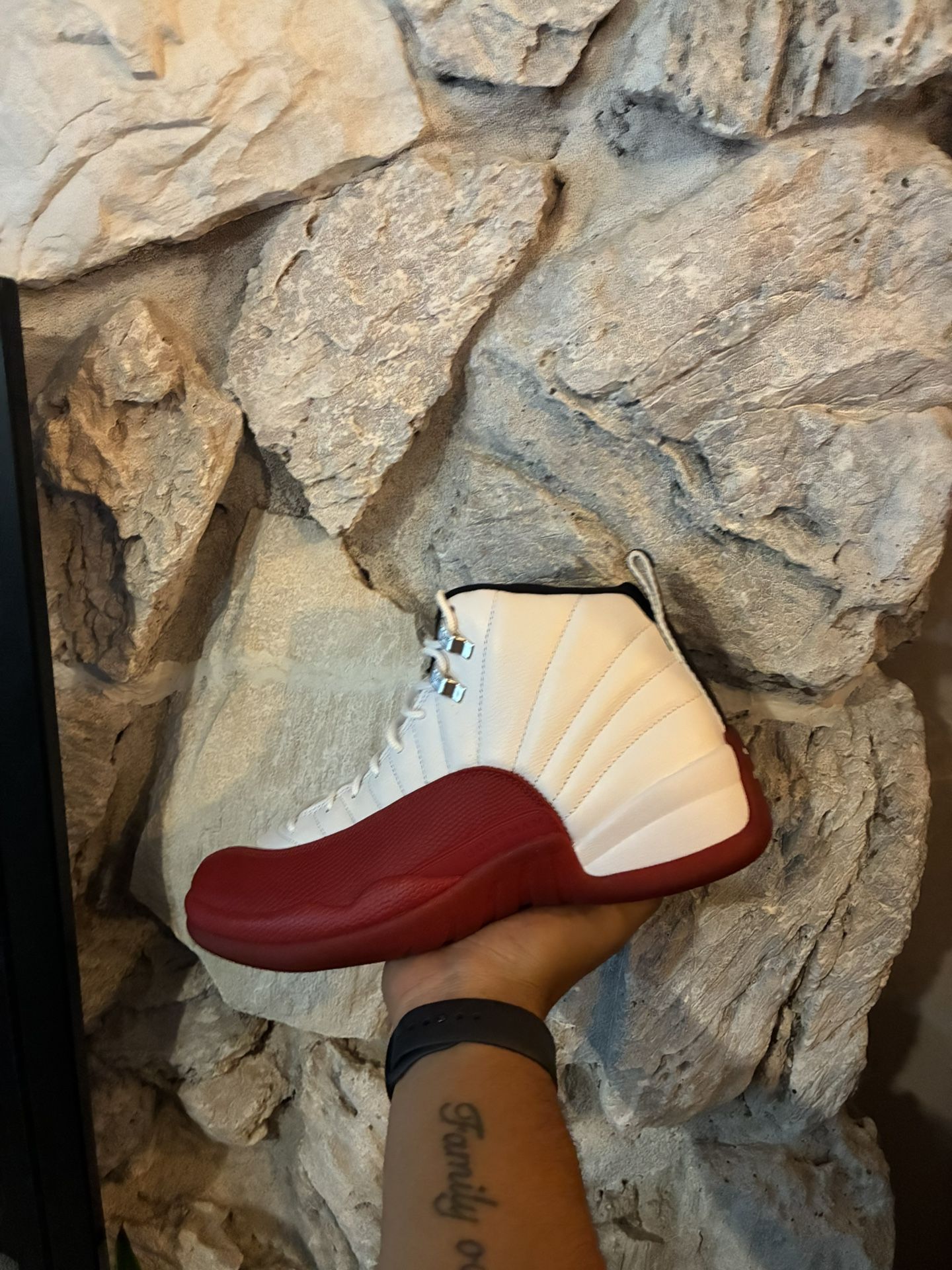 Jordan 12 Cherry Sz 9.5