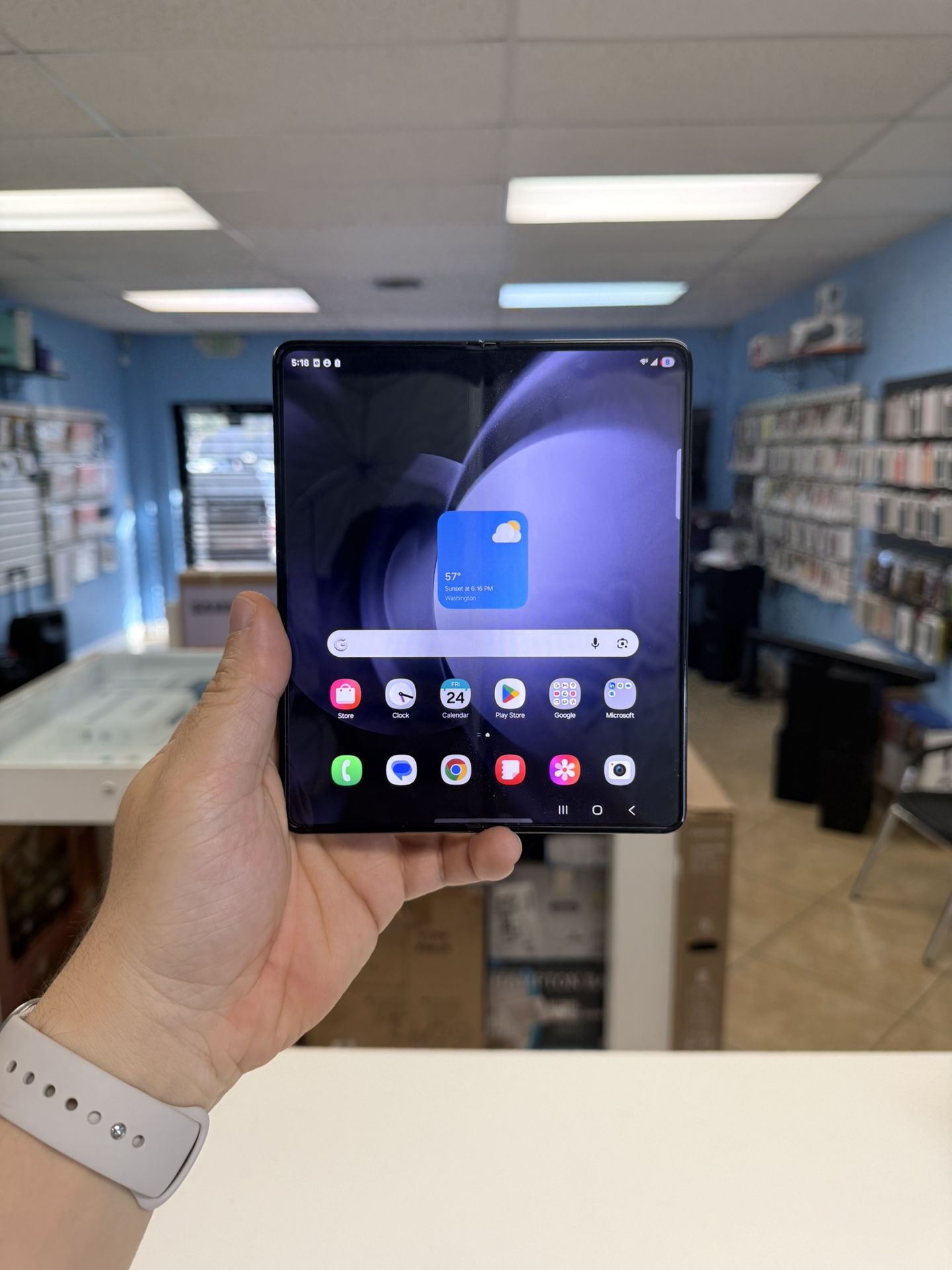 Samsung Galaxy Z Fold 5 Unlocked 256GB Black Color like New