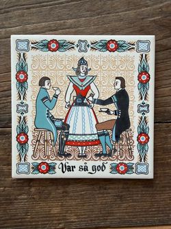 VINTAGE Berggren Scandanavian KITCHEN TRIVET Ceramic Tile "VAR SA GOD"